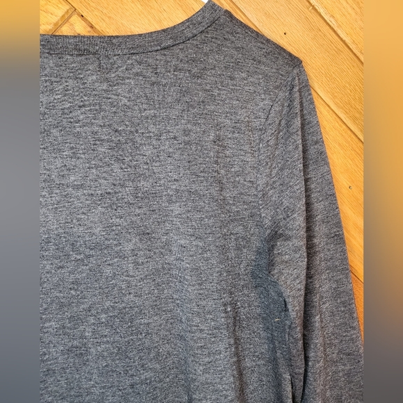 Jamby Styles solid dark gray large quarter length sleeve casual blouse - Picture 10 of 11